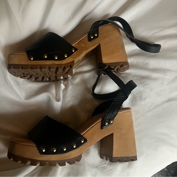 Steve Madden Wooden Clogs with Strap Size 7.5 - Picture 5 of 5